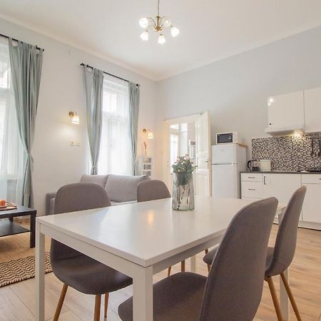 Isabella Suite With Ac Budapest Exterior foto